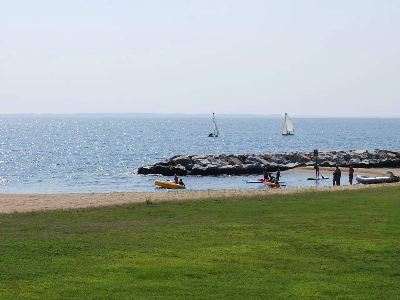 Mayo Beach Park waterfront setting in Edgewater with beach and park grounds